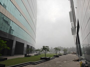 কলকাতা-সহ দক্ষিণবঙ্গে ফের ঝড়বৃষ্টির সতর্কতা জারি ! জেনে নিন আবহাওয়ার আপডেট