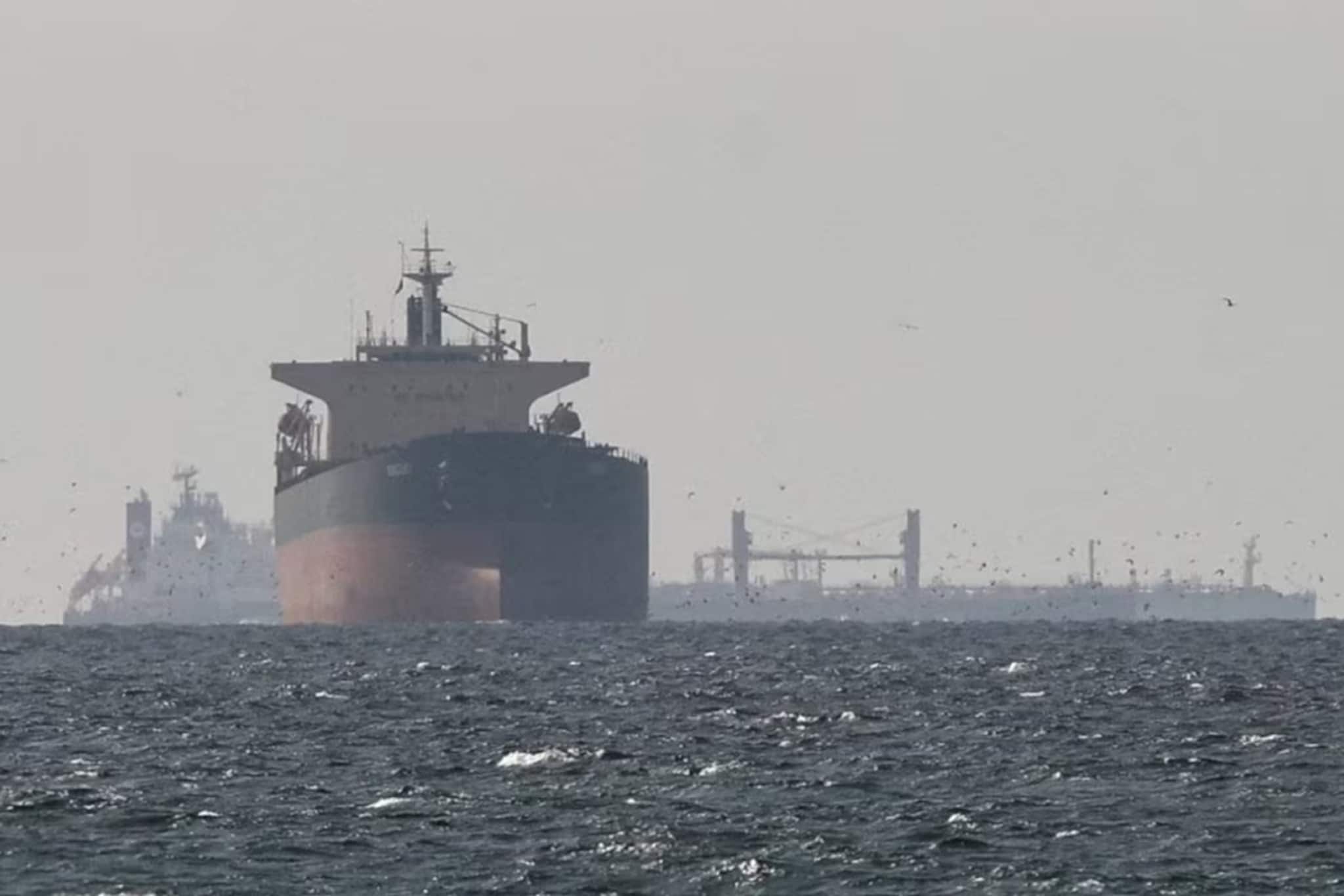 Strait Of Hormuz: ‘ভারতের জন্য খোলা রয়েছে...’ ‘বন্ধু’ দেশগুলির জাহাজ হরমুজ প্রণালী দিয়ে যেতে পারে, জানিয়ে দিলেন ইরানের বিদেশমন্ত্রী Strait Of Hormuz: ‘ভারতের জন্য খোলা রয়েছে...’ ‘বন্ধু’ দেশগুলির জাহাজ হরমুজ প্রণালী দিয়ে যেতে পারে, জানিয়ে দিলেন ইরানের বিদেশমন্ত্রী