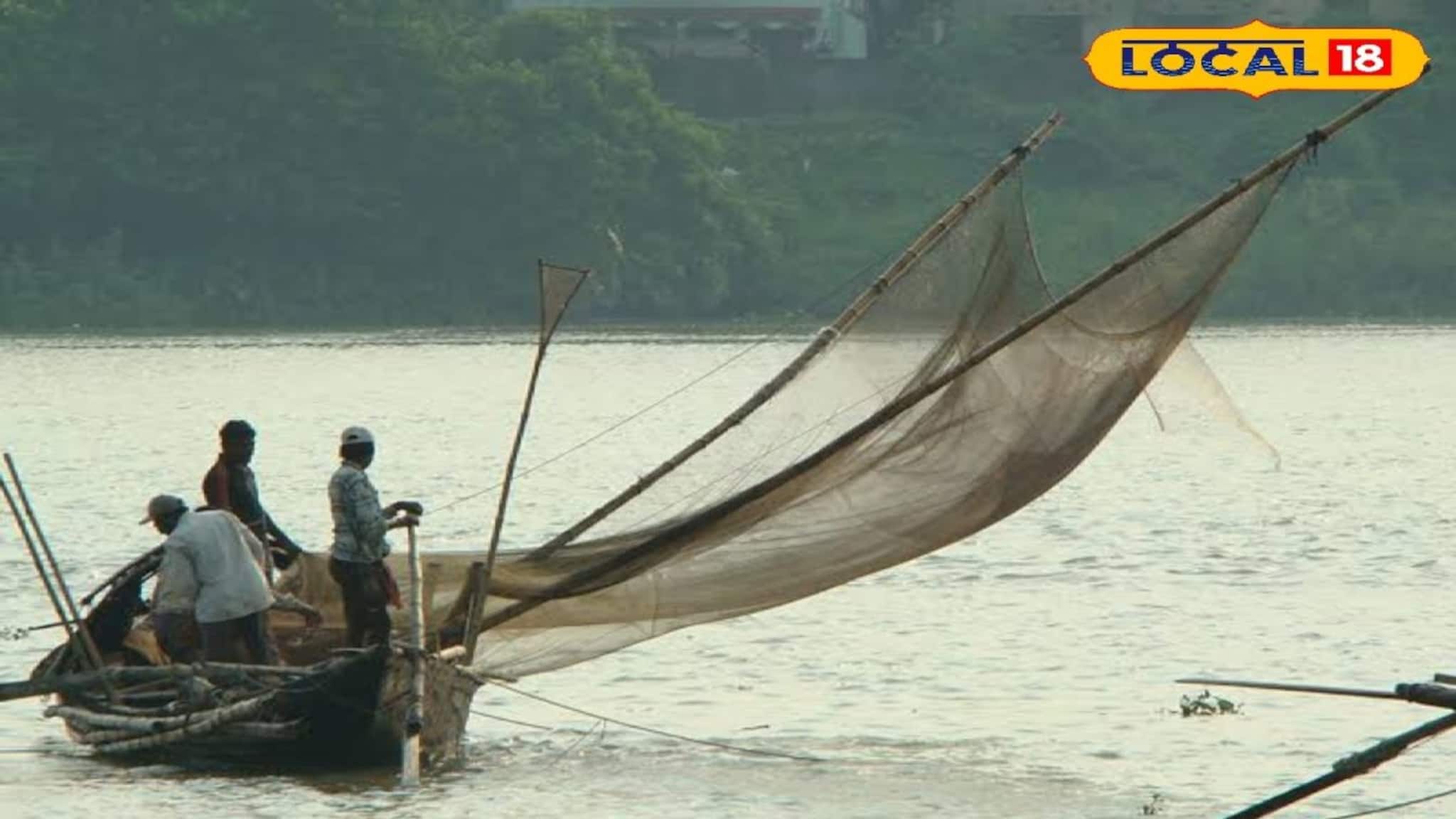 জঙ্গলে প্রবেশে বাধা! সংসার চালাতে নাভিশ্বাস উঠছে, ৩ পক্ষকাল মহল পাসের দাবি সুন্দরবনের মৎস্যজীবীদের
