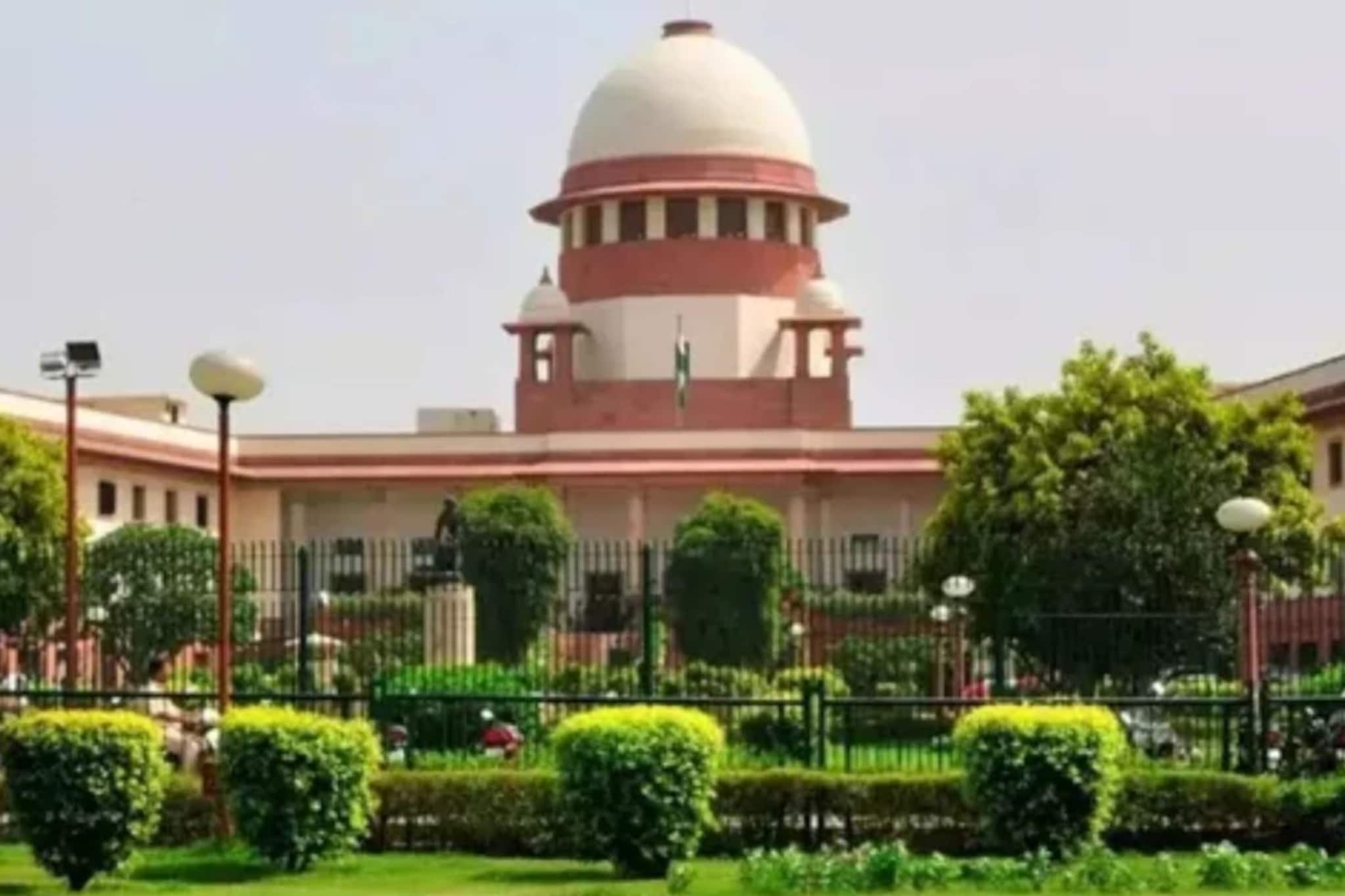  একদিকে এসআইআর মামলা, অন্যদিকে আইপ্যাক...আজ সুপ্রিম কোর্টে রাজ্যের জোড়া মামলার শুনানি