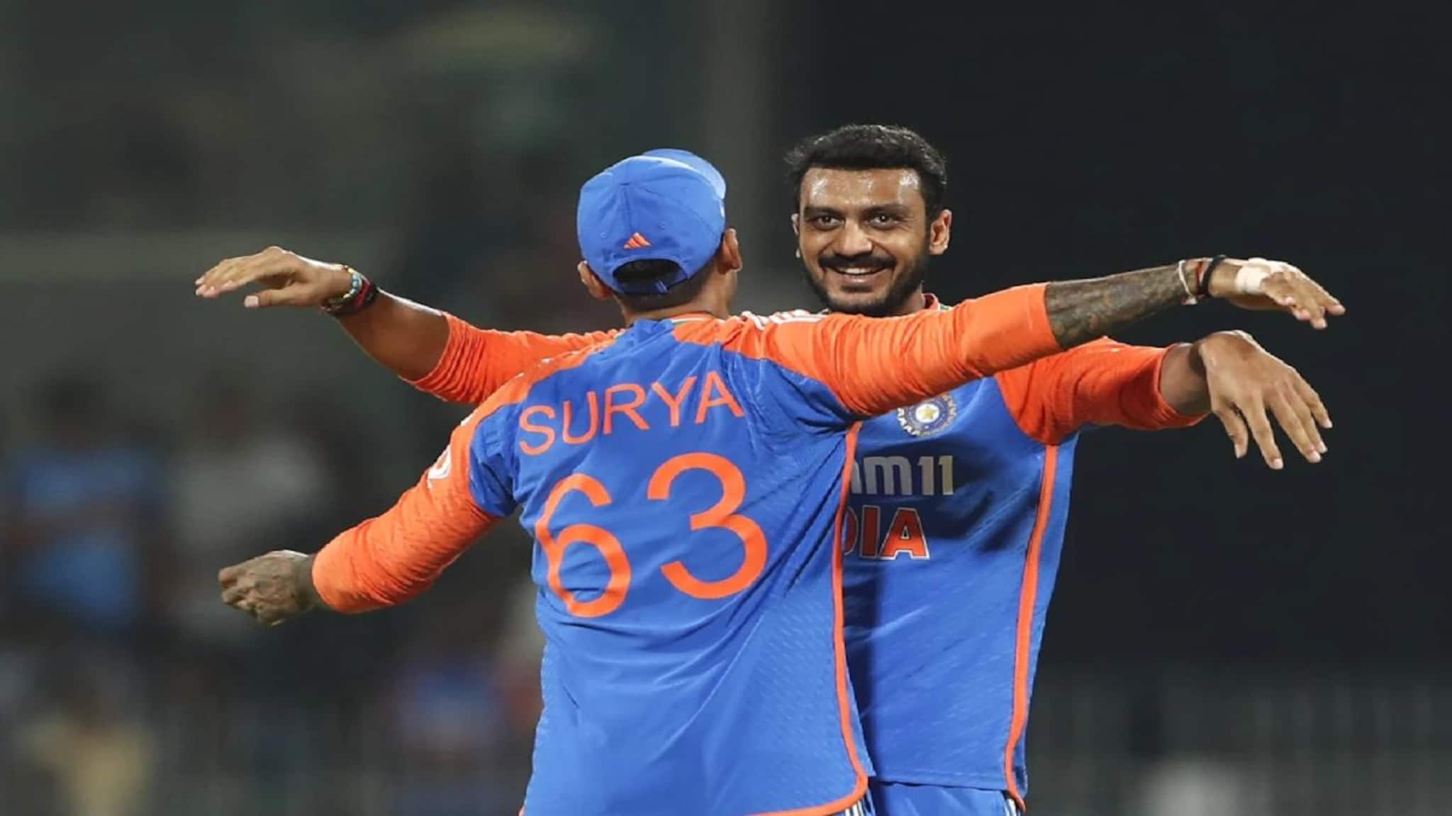 Surya Kumar Yadav and Axar Patel Relation: টি টোয়েন্টি বিশ্বকাপের মধ্যে সম্পর্ক ভাল ছিল না সূর্য ও অক্ষরের, অধিনায়কের সিদ্ধান্তে রেগে কাঁই ছিলেন, কোন কাণ্ড ফাঁস