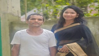 বাবাকে হারালেন তৃণমূল প্রার্থী স্বপ্না বর্মন৷ 