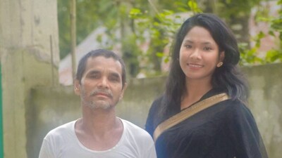 প্রচারের শুরুতেই ধাক্কা! বাবাকে হারালেন রাজগঞ্জের তৃণমূল প্রার্থী স্বপ্না বর্মন