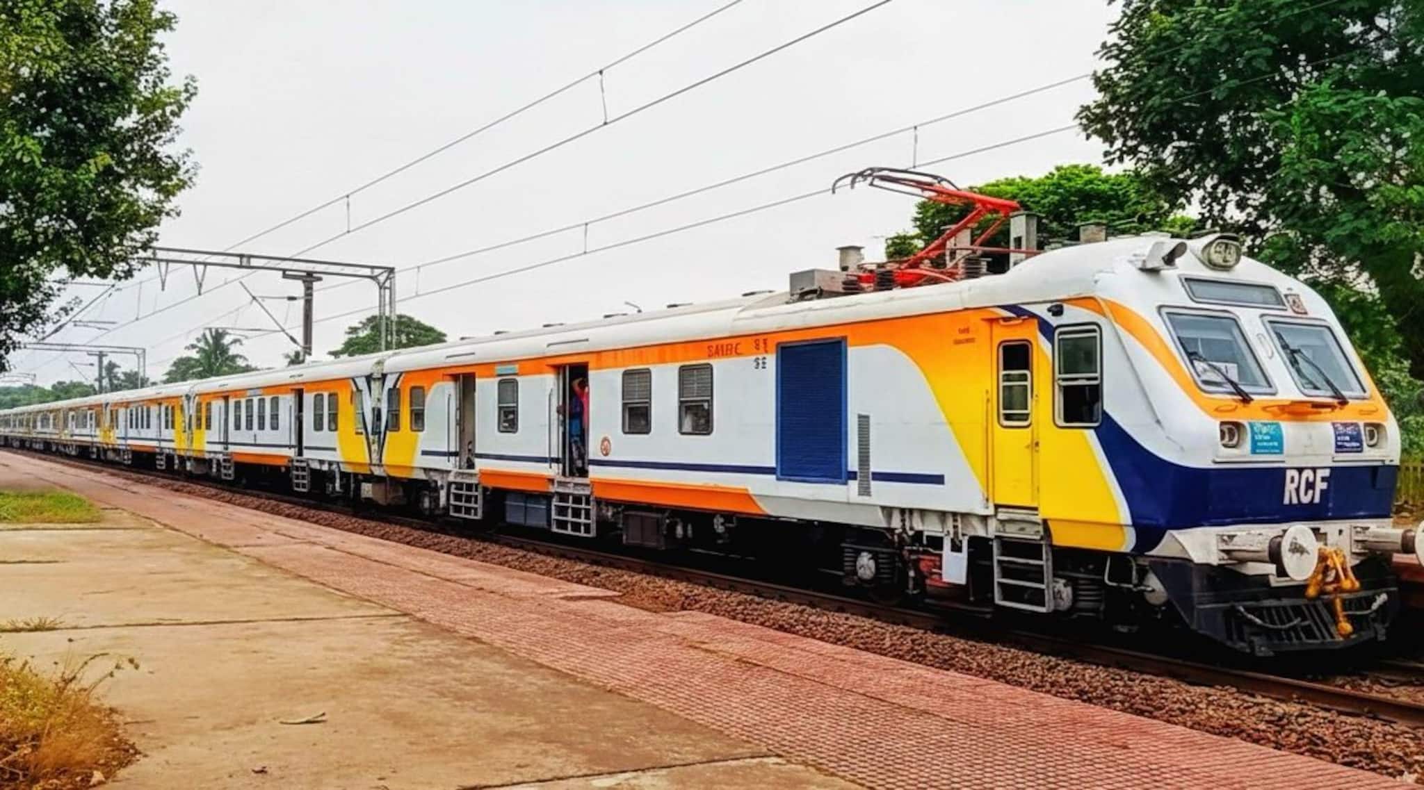 Indian Railways: হাওড়া স্টেশন থেকে নতুন ১৮টা ট্রেন! যাত্রীদের জন্য দুর্দান্ত সুবিধা করে দিল পূর্ব রেল, দেখে নিন তালিকা
