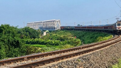 Nishipur Halt Station Inaugurated in Murshidabad: Boosts Connectivity, Fulfills Demand