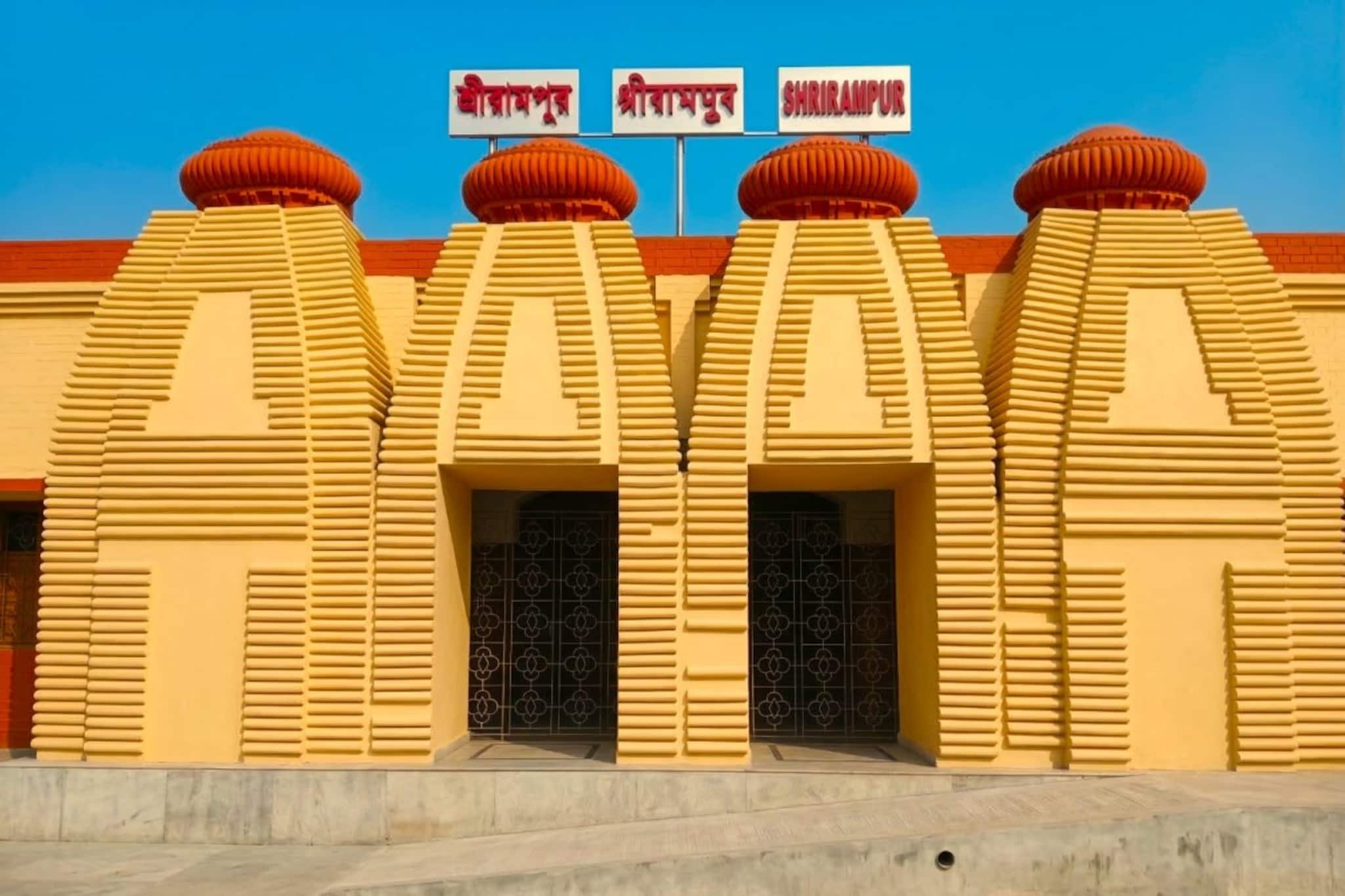 মাহেশের জগন্নাথ মন্দিরের আদল! অমৃত ভারত স্টেশন প্রকল্পে শ্রীরামপুর স্টেশন পেল নতুন রূপ মাহেশের জগন্নাথ মন্দিরের আদল! অমৃত ভারত স্টেশন প্রকল্পে শ্রীরামপুর স্টেশন পেল নতুন রূপ