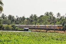 মতুয়া মহামেলা ২০২৬ উপলক্ষে ঠাকুরনগরে বিশেষ ট্রেন পরিষেবা, জেনে নিন সময়সূচি
