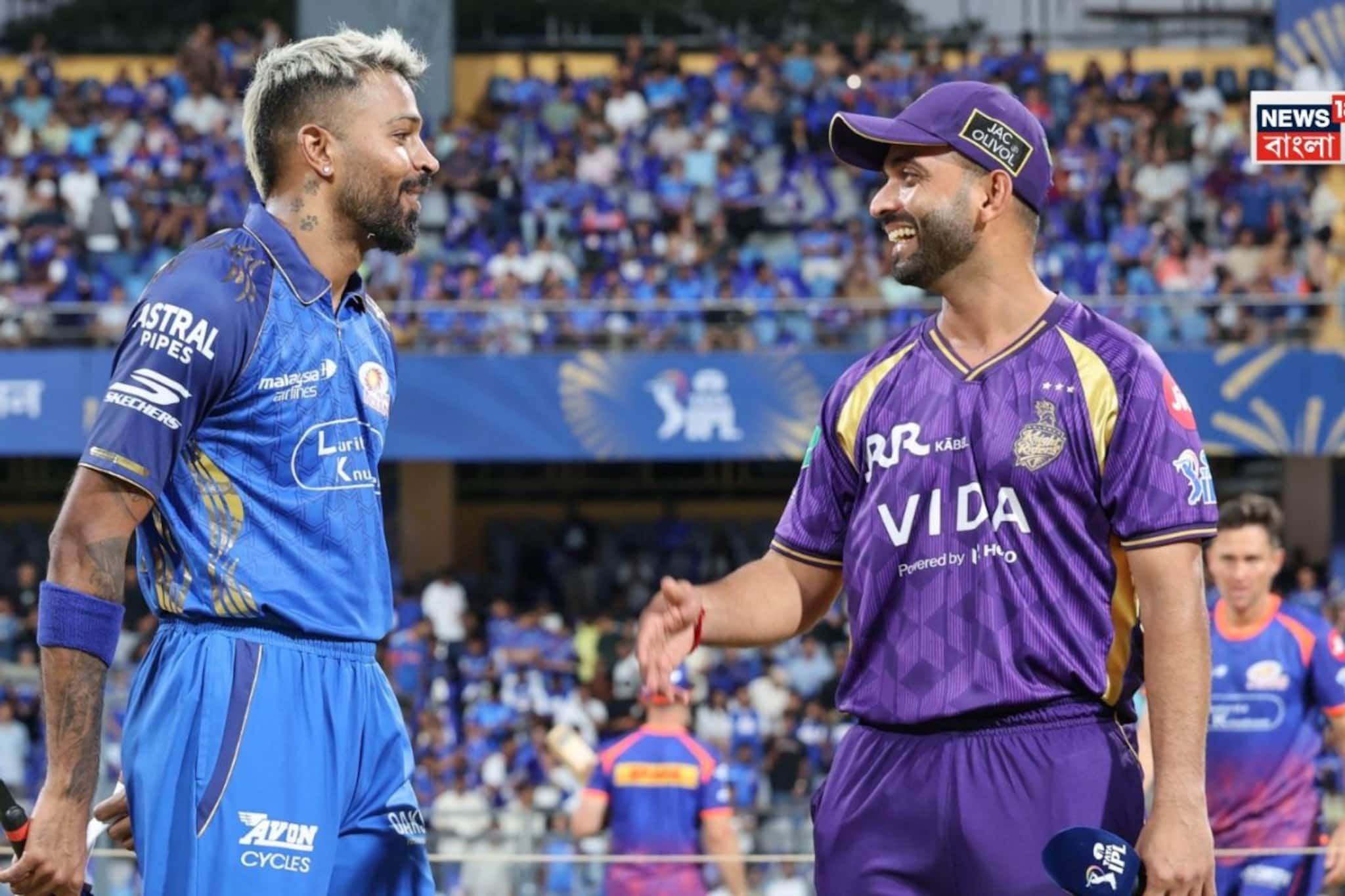 মুম্বইকে বাড়তি সুবিধা পাইয়ে দেওয়ার টস! কেন কেকেআর ম্যাচের টসের কয়েন দেখা গেল না, তোলপাড় মুম্বইকে বাড়তি সুবিধা পাইয়ে দেওয়ার টস! কেন কেকেআর ম্যাচের টসের কয়েন দেখা গেল না, তোলপাড়