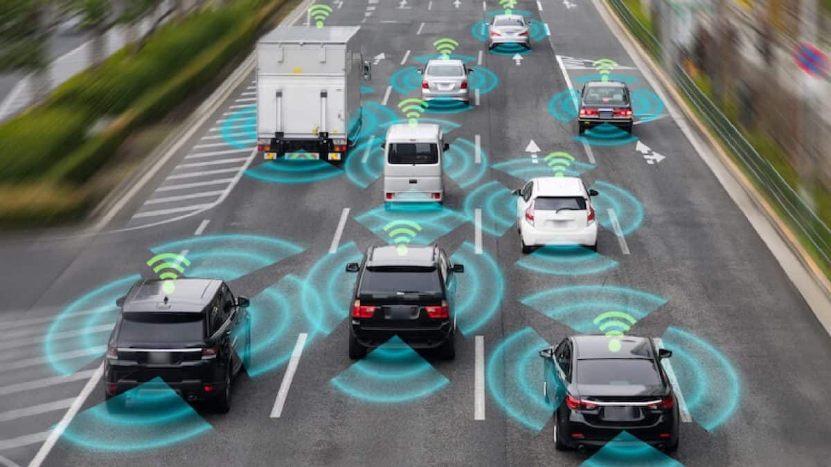 V2X Technology : সামনে গর্ত বা বাঁক থাকলে গাড়ি স্বয়ংক্রিয়ভাবে জানিয়ে দেবে! সরকার ভি২এক্স প্রযুক্তি বাস্তবায়নের কাজ শুরু করে দিল এবার!