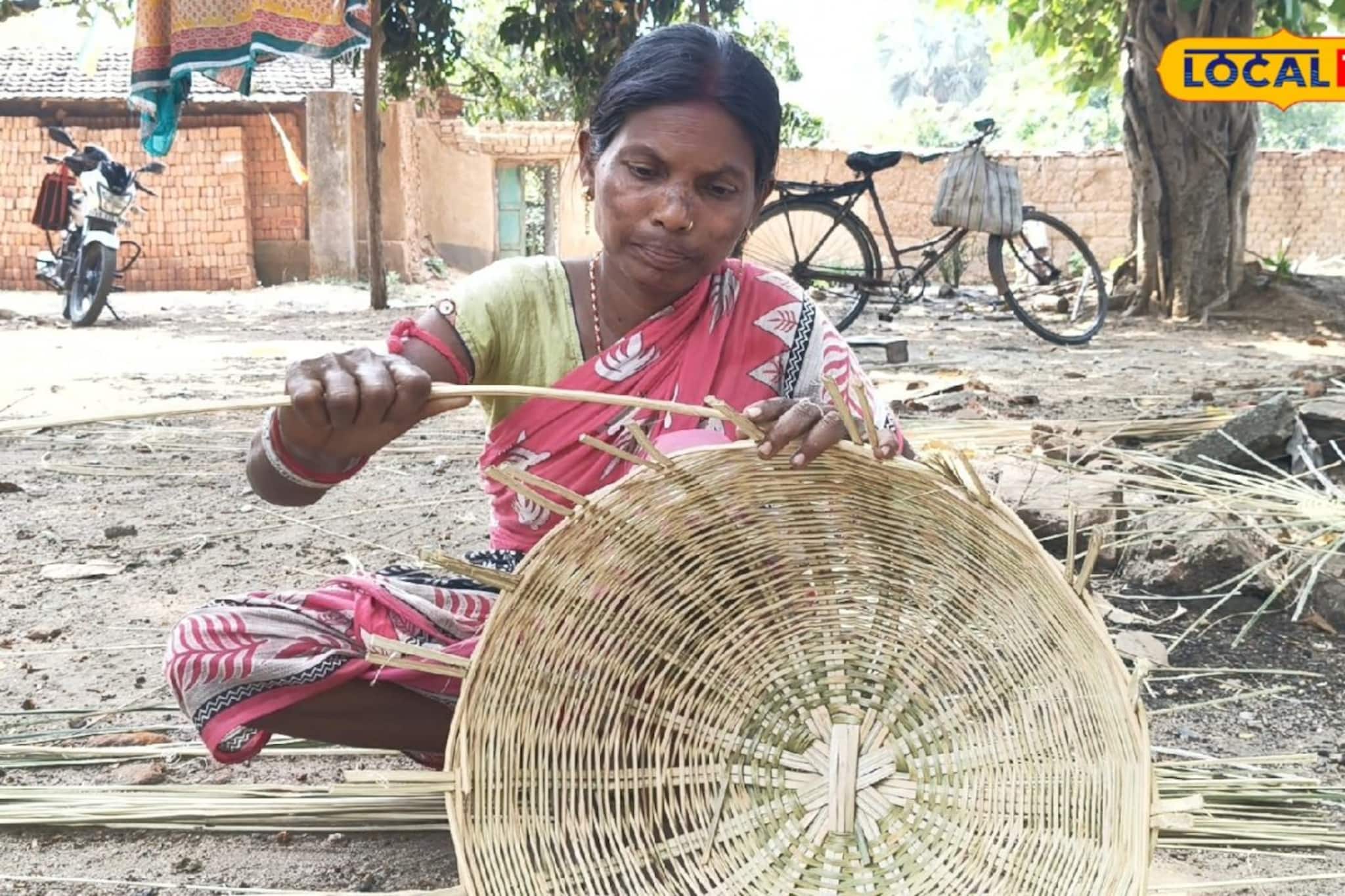 হস্তশিল্পে ফিরছে ভাগ্য! 'এইসব' বানিয়ে দু'হাতে আয় করছেন গ্রামীণ মহিলারা 