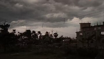 ঝড়-বৃষ্টিতে তোলপাড় হবে বাংলার ৬ জেলা, গরম বাড়বে কলকাতা-সহ দক্ষিণবঙ্গে! আবহাওয়ার বড় আপডেট 