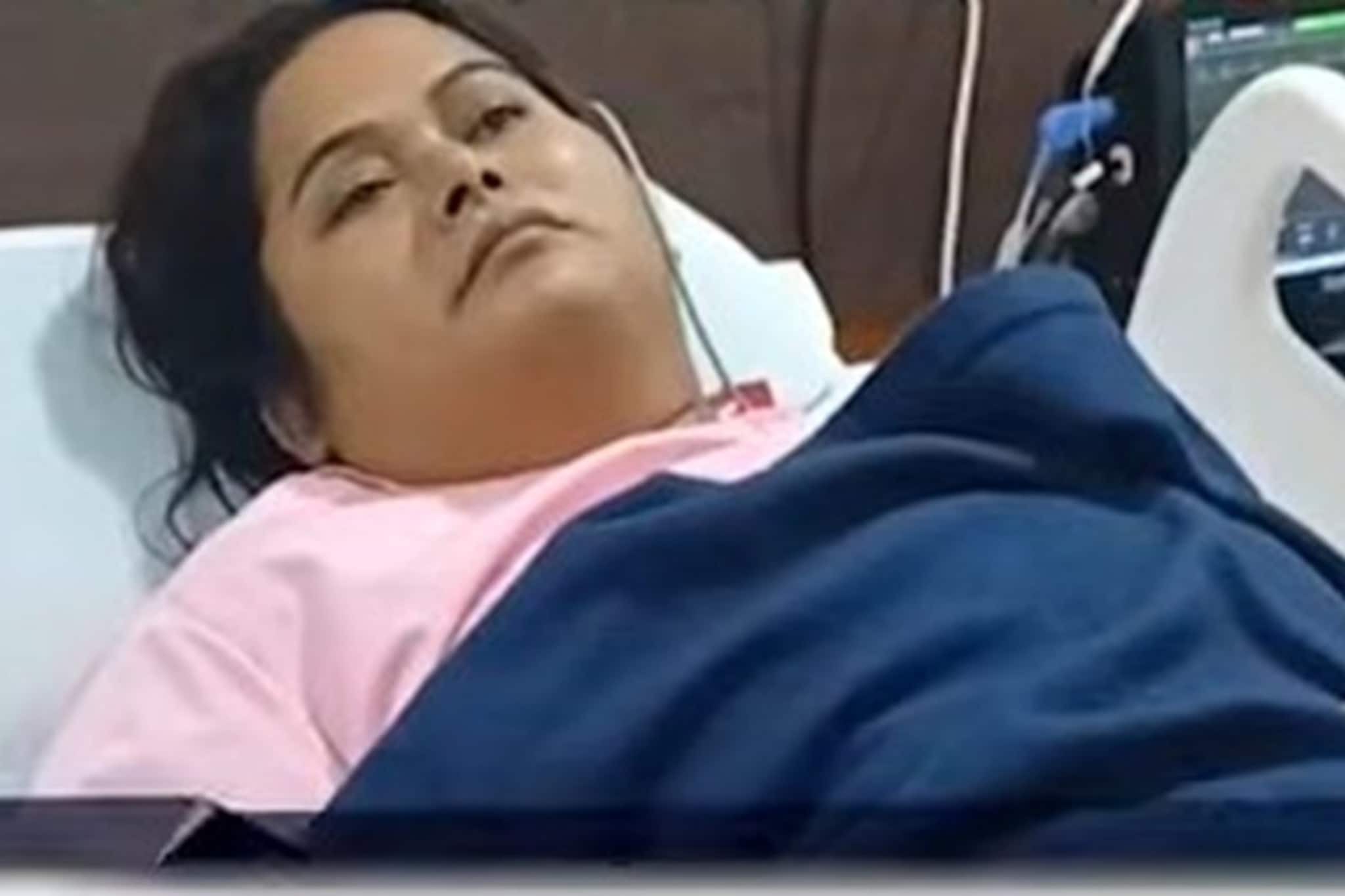 SIR-এ নাম বাদে আতঙ্ক ! দুশ্চিন্তা-উদ্বেগে পানিহাটিতে ব্রেন স্ট্রোক মহিলার SIR-এ নাম বাদে আতঙ্ক ! দুশ্চিন্তা-উদ্বেগে পানিহাটিতে ব্রেন স্ট্রোক মহিলার