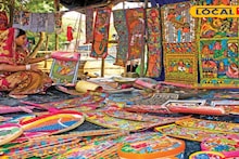 West Medinipur News: পিংলার নয়া গ্রামে সারা বছর অকাল হোলি! গ্রামবাসীর 'রঙিন' জীবিকায় ফিরছে সংসারের হাল, দেশ-বিদেশে বাড়ছে কদর