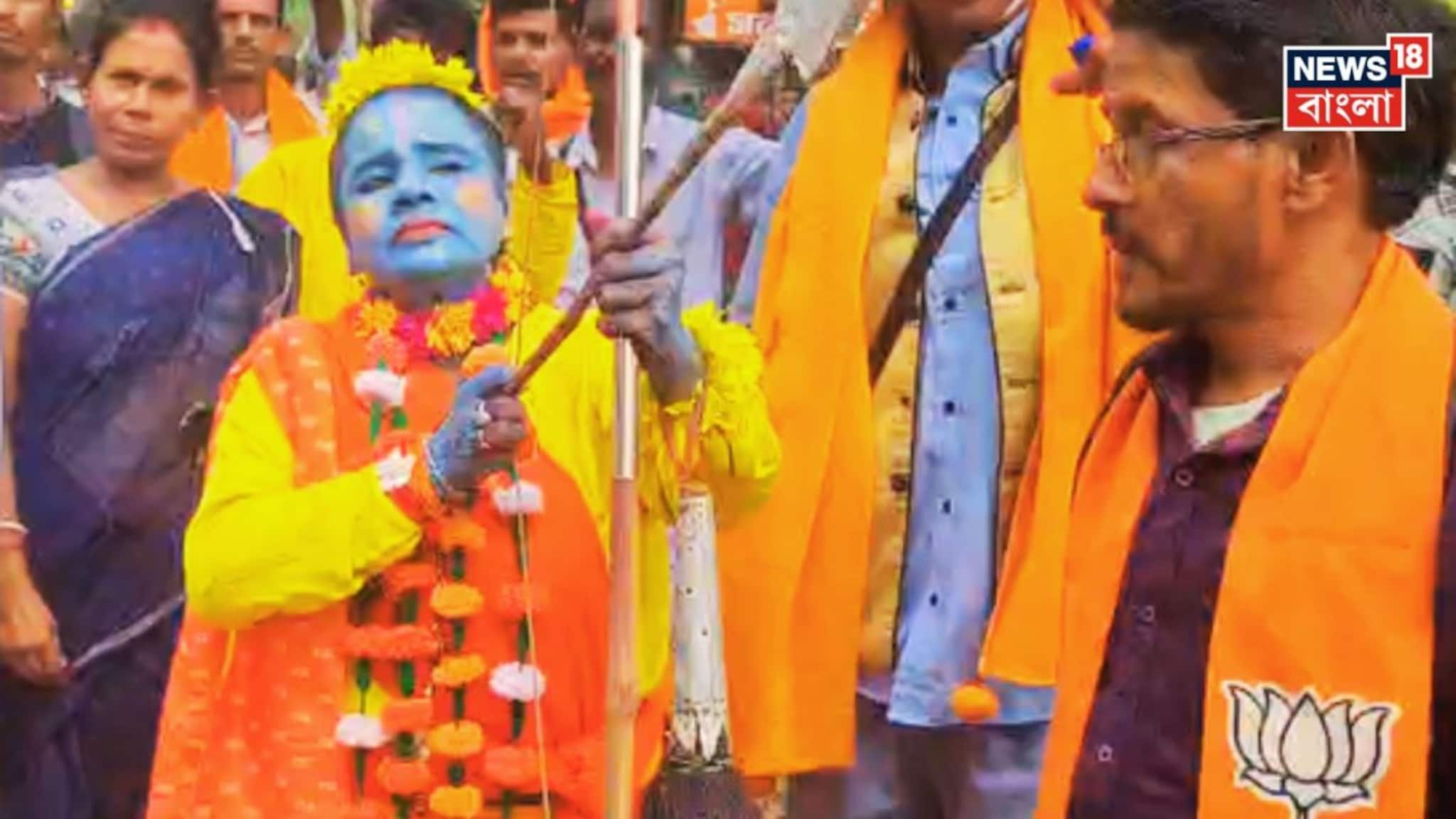 BJP Brigade Rally: কেউ সেলফি জোনে, কেউ মাতলেন ধামসা মাদলে! ব্রিগেডে মোদির সভা ঘরে রঙিন জমায়েত, বিপুল উচ্ছ্বাস বিজেপি সমর্থকদের