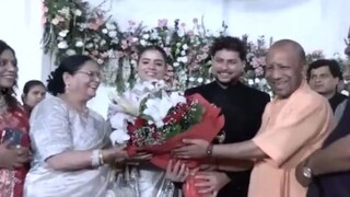 কুলদীপের বিয়েতে যোগী আদিত্যনাথ 