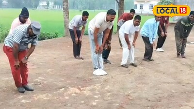 যোগ ব্যায়াম শেখাচ্ছেন বিজেপি প্রার্থী 