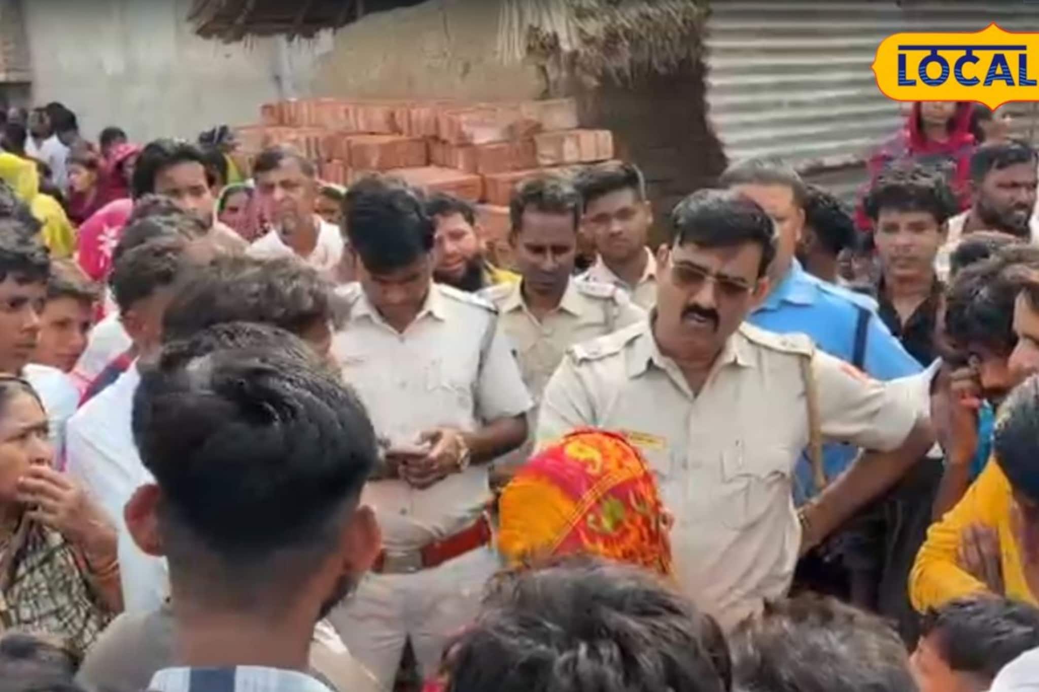 সিউড়িতে জলের জন্য রক্তারক্তি! প্রতিবেশীর মারে হাসপাতালে গৃহবধূ, রণক্ষেত্র এলাকা সিউড়িতে জলের জন্য রক্তারক্তি! প্রতিবেশীর মারে হাসপাতালে গৃহবধূ, রণক্ষেত্র এলাকা