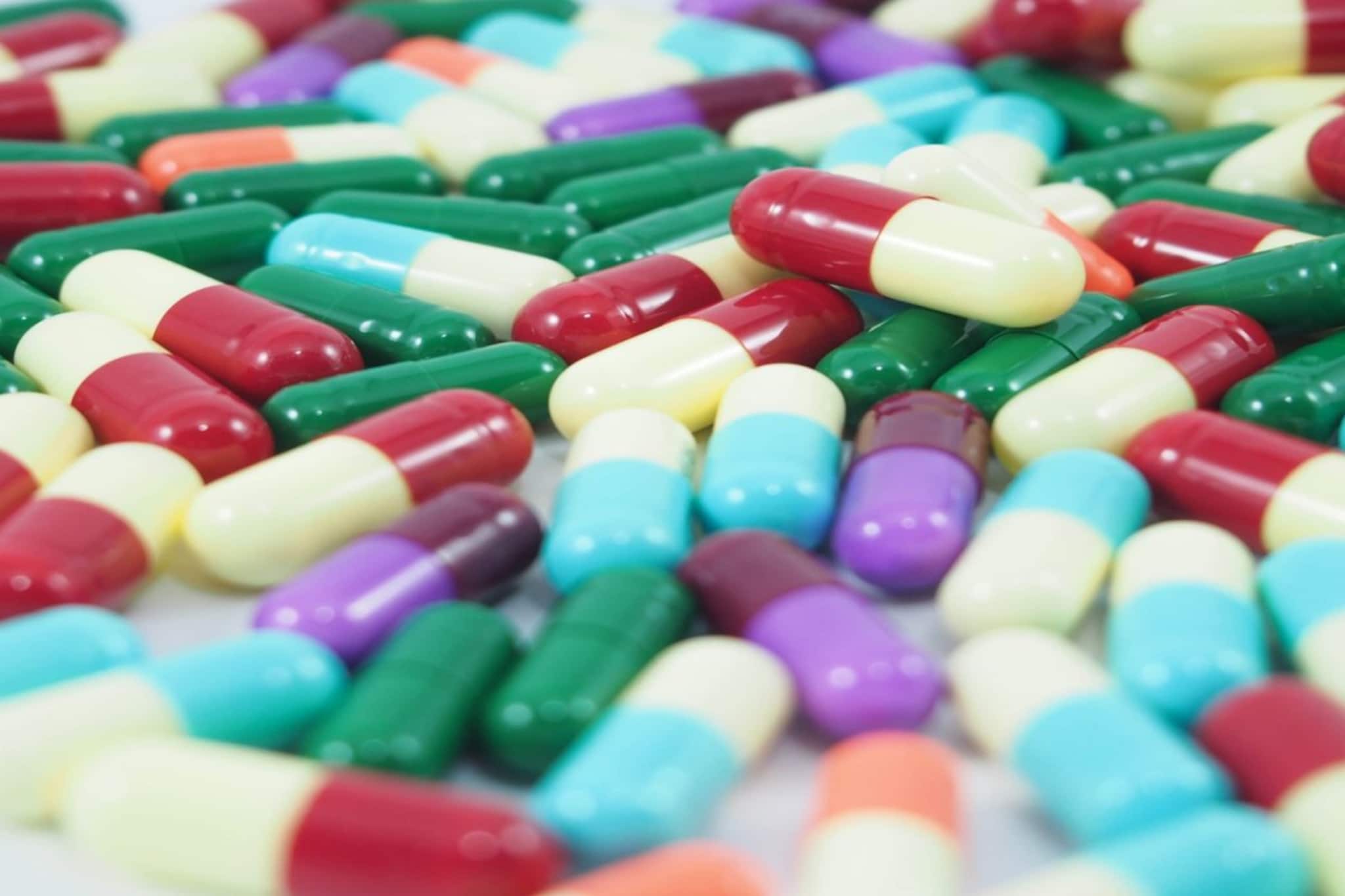 Drugs Recovered: বর্ডারে তুলকালাম, নেশার গাদাগাদা ওষুধ সহ গ্রেফতার যুবক Drugs Recovered: বর্ডারে তুলকালাম, নেশার গাদাগাদা ওষুধ সহ গ্রেফতার যুবক