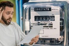 Electricity Bill Saving Tips: মাস শেষে ইলেকট্রিক বিল দেখে মাথা ঘোরে? এই ৫ 'গোপন শত্রু'র সুইচ বন্ধ করলেই বাঁচবে কয়েক হাজার টাকা!