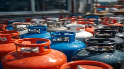 কোন সিলিন্ডারে কোন রঙ -এর অর্থ কী?