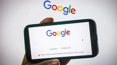 গত ২৪ ঘণ্টায় ইন্টারনেটে শোরগোল ফেলেছে একটি বাক্য— ‘Something Very Bad Is Going To Happen’