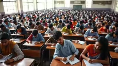 পরীক্ষা শুরুর আগেই ৫৭ জনের পরীক্ষা বাতিল! SSC গ্রুপ ডি দিতে যেতে হলে কোন নিয়ম মানতেই হবে? 