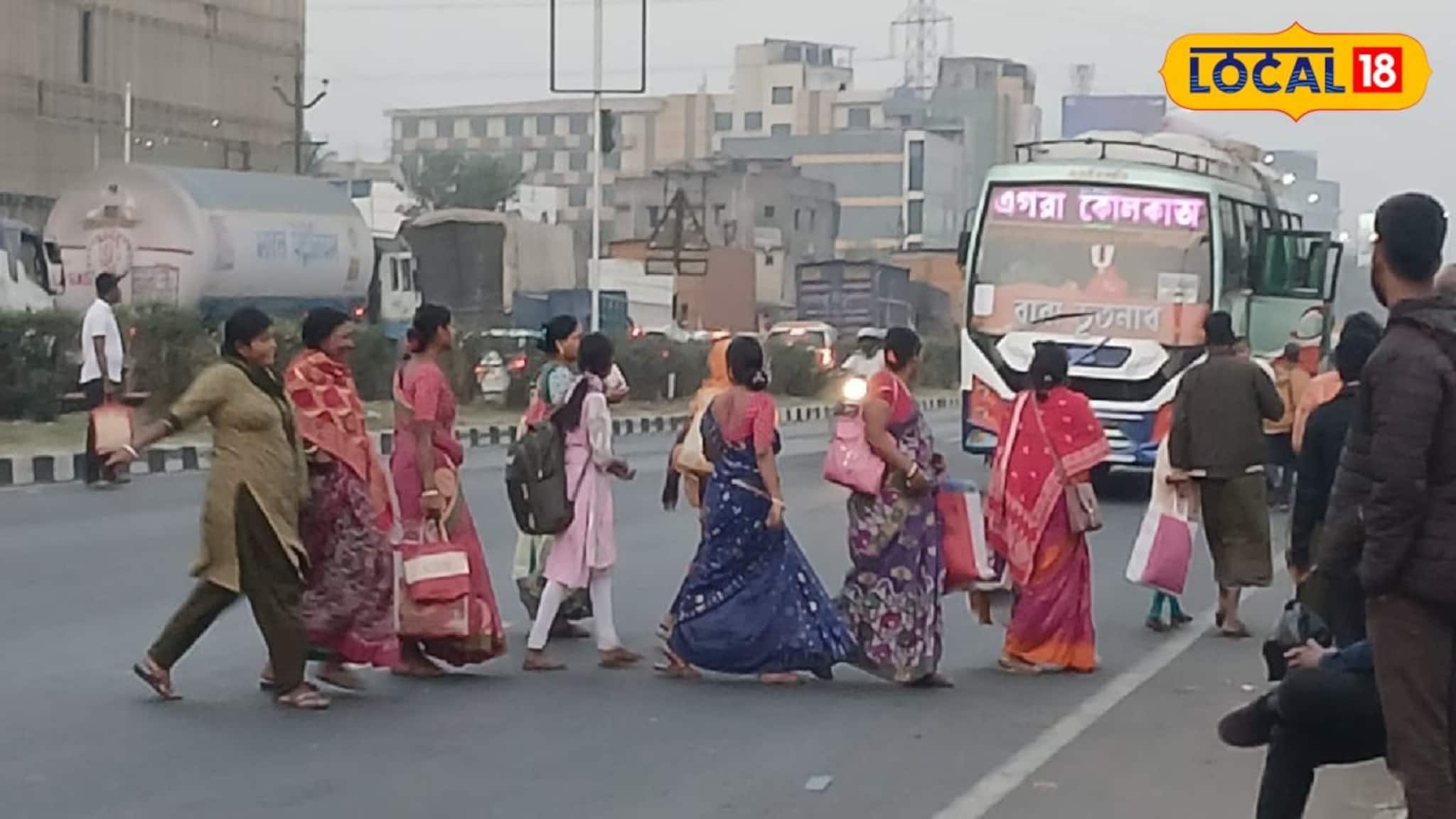 Howrah News: হাটে সস্তায় পোশাক কিনতে থিকথিকে ভিড়, জনপ্রিয়তার আড়ালে বাড়ছে বিপদ! অঙ্কুরহাটির এই ছবি ভয় ধরাবে