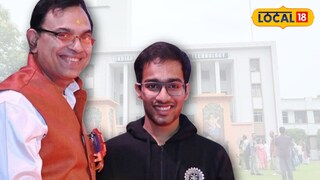 ডিরেক্টরের সঙ্গে অর্চিষ্মান নন্দী 