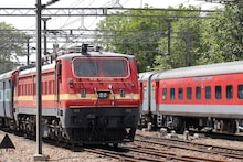 Digha Train: পর্যটকদের জন্য ধামাকা অফার! এপ্রিল থেকেই নিয়মিত চলবে সাঁতরাগাছি-দিঘা ফাস্ট প্যাসেঞ্জার, দেখে নিন সময়সূচি