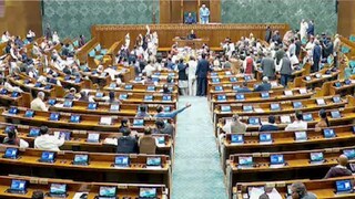 বিরোধীদের প্রতিবাদের মাঝেই লোকসভায় পাস রূপান্তরকামী অধিকার সংশোধনী বিল!