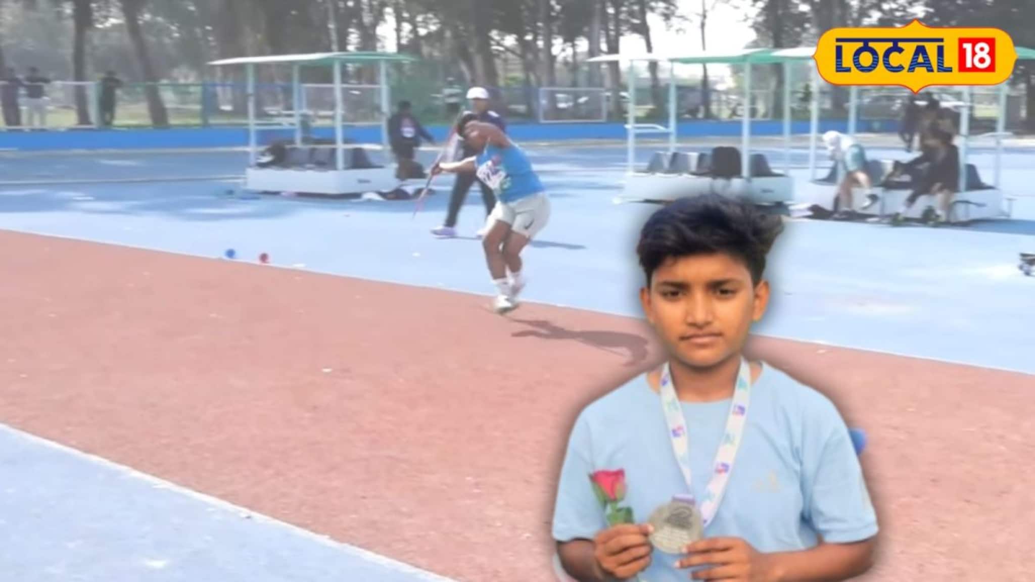 বাবার লড়াই সার্থক! মালদহের হকার কন্যা মিষ্টির জ্যাভলিনে কুপোকাত জাতীয় মঞ্চ