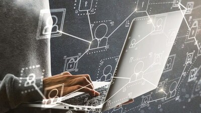 সাইবার আক্রমণ কী? কীভাবে হ্যাকাররা আপনাকে টার্গেট করে, বাঁচার উপায় জানেন?