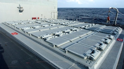 টোমাহক কী? কেন ৮৫০-র বেশি ক্ষেপণাস্ত্র নিক্ষেপে চিন্তায় পেন্টাগন? টোমাহক কী? কেন ৮৫০-র বেশি ক্ষেপণাস্ত্র নিক্ষেপে চিন্তায় পেন্টাগন?