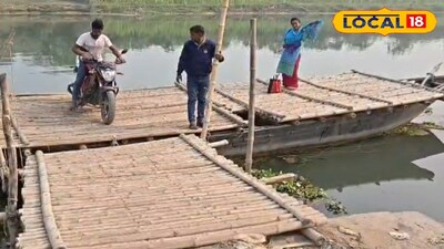 যাত্রীরা নিজে ঝুঁকি নিয়ে চালাচ্ছেন নৌকা