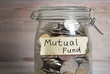 Mutual Fund: বিনিয়োগকারীর কিছু হলে পরিবার কি মিউচুয়াল ফান্ডের টাকা পাবে?