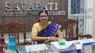 কী করলেন দাপুটে নেত্রী?