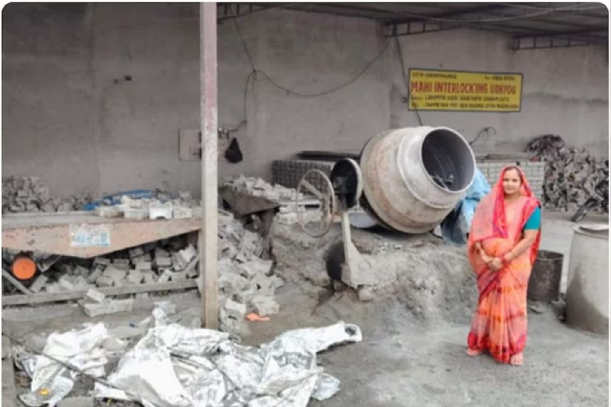 মাসে ১ লক্ষ টাকা রোজগার, ২৫ জনকে দিয়েছেন চাকরি! জানুন কীভাবে বদলে গেল নিকিতার জীবন মাসে ১ লক্ষ টাকা রোজগার, ২৫ জনকে দিয়েছেন চাকরি! জানুন কীভাবে বদলে গেল নিকিতার জীবন