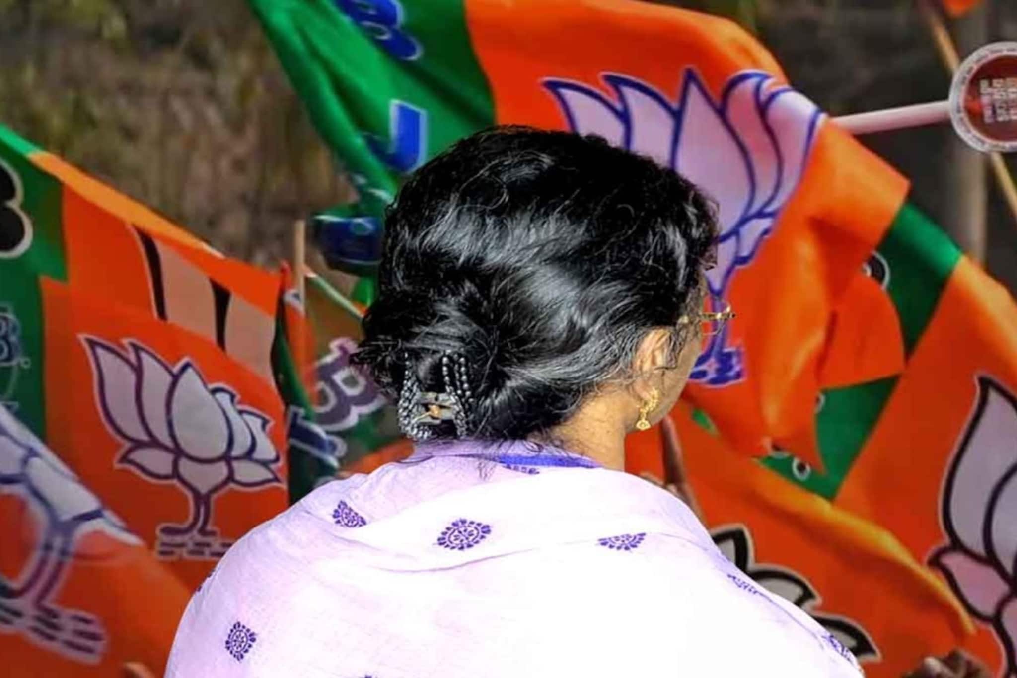 বিজেপির দ্বিতীয় দফাতেও নাম নেই পানিহাটির! অভয়ার মা'ই কি বিজেপি প্রার্থী? বেড়ে গেল ধোঁয়াশা