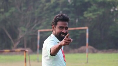 ফেসবুকে তীব্র আক্রমণের শিকার প্রতীক উরও