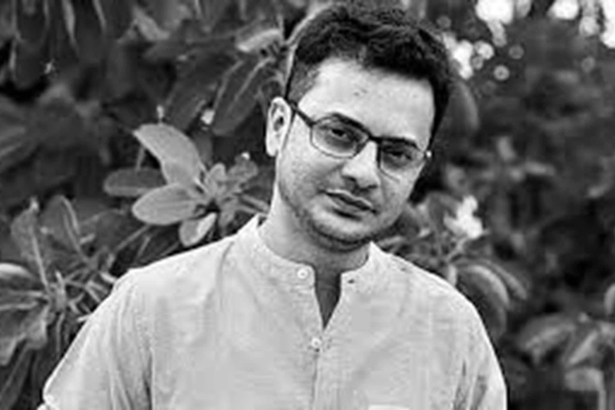 হাসপাতাল চত্বরে থিকথিক করছে ভিড়, তমলুকে শুরু হল রাহুলের ময়নাতদন্ত... কিছুক্ষণেই দেহ আসবে কলকাতায় হাসপাতাল চত্বরে থিকথিক করছে ভিড়, তমলুকে শুরু হল রাহুলের ময়নাতদন্ত... কিছুক্ষণেই দেহ আসবে কলকাতায়