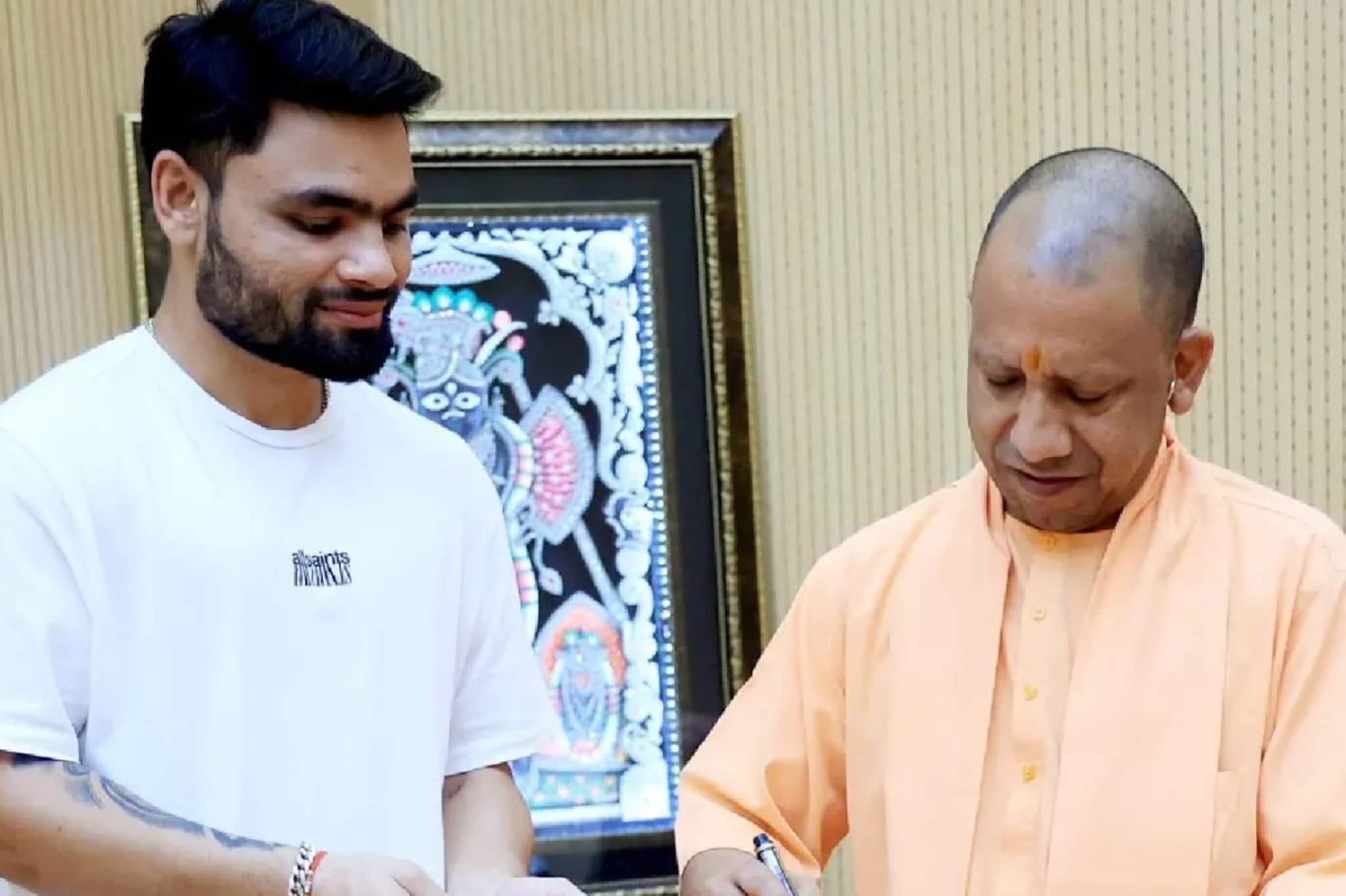 সরকারি চাকরির নিয়োগপত্র দেবেন খোদ মুখ্যমন্ত্রী, নিতে পৌঁছতেই পারলেন না রিঙ্কু সিং