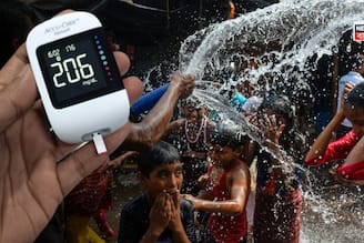 তীব্র গরমে ডায়বেটিসের মাত্রা নিয়ন্ত্রণ করতে হিমশিম খাচ্ছেন? খেয়াল রাখুন 'চার'টি বিষয়ে, না হলেই বিপত্তি