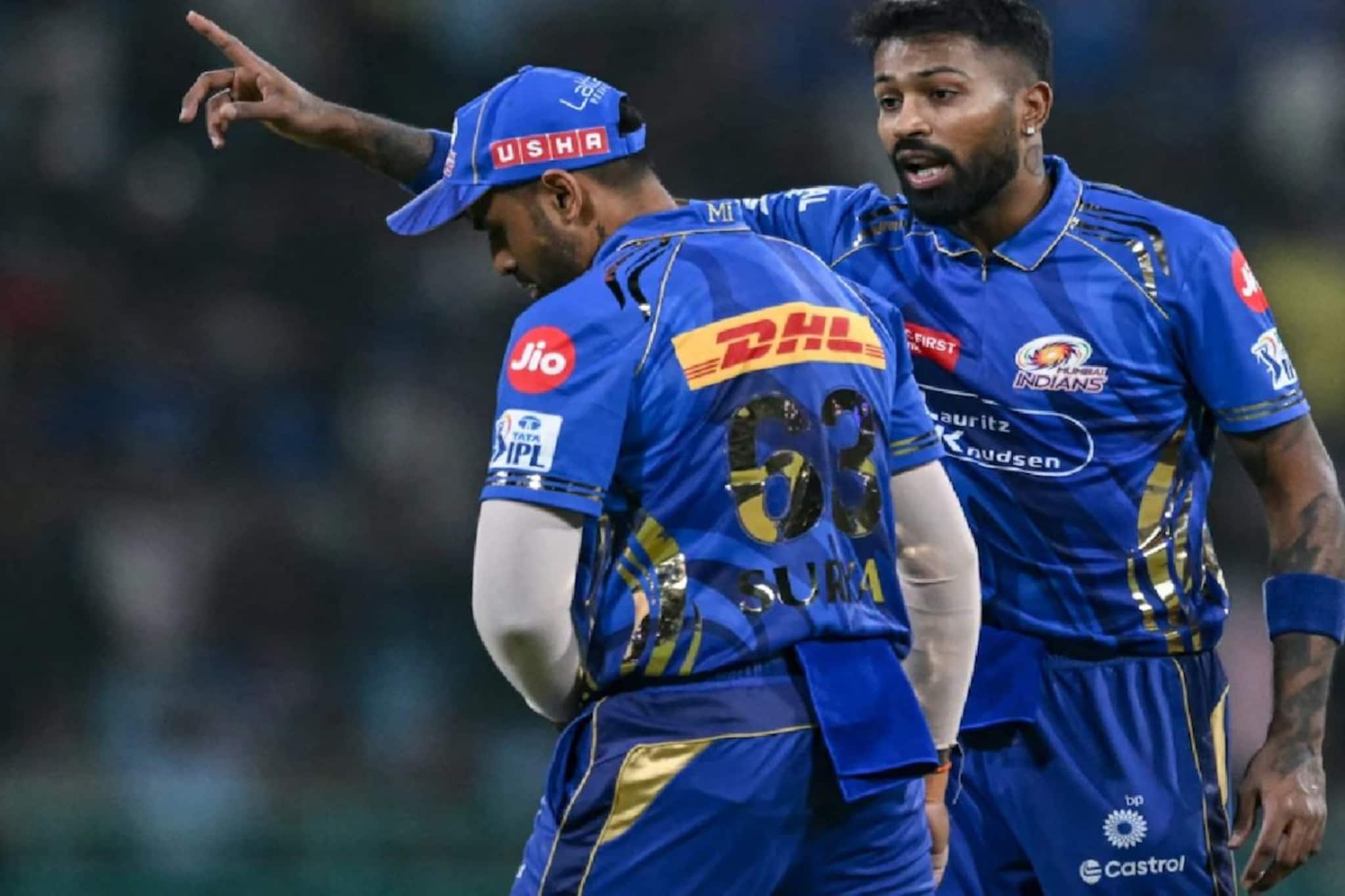 মরশুমের শুরুতেই মুম্বই ক্যাম্পে অসভ্যতা! টিম লিস্ট নিয়ে তুলকালাম কোন অঙ্কে সূ্র্যকুমারের নাম বাদ হার্দিকের