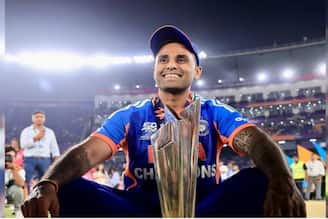  ড্রেসিংরুমে কোন্দল! দু' চক্ষে সহ্য করতে পারেন না সূর্যকুমার যাদব, বিশ্বকাপে ভারত একাই খেলাতে পারে ৩ টি দল খেলাতে পারে