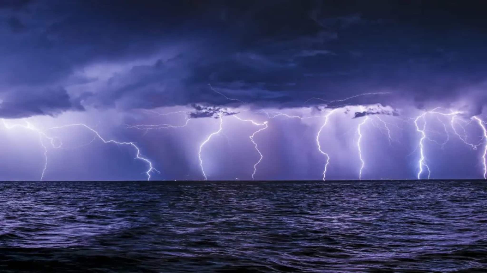 Thunderstorm Alert In 2 Hours: ২ ঘণ্টায় ধেয়ে আসছে জেলায়-জেলায় দুর্যোগ, ঝড়বৃষ্টিতে নাজেহাল জেলার পর জেলা