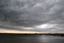 Thunderstorm Alert 2 Hours: আজও হবে লন্ডভন্ড! ধেয়ে আসছে ঝড়, বাজের আওয়াজে হবে বৃষ্টির দাপট