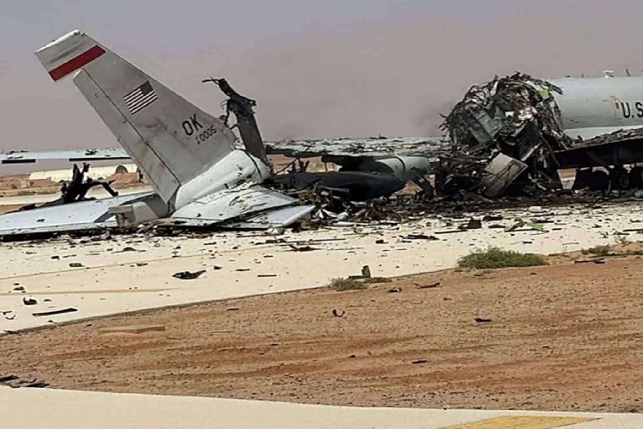 আমেরিকার এ কী মারাত্মক ক্ষতি করল ইরান! ‘ই-৩ সেন্ট্রি’ রাডার বিমান ধ্বংস, ভয়ঙ্কর দিকে মোড় নিচ্ছে যুদ্ধ