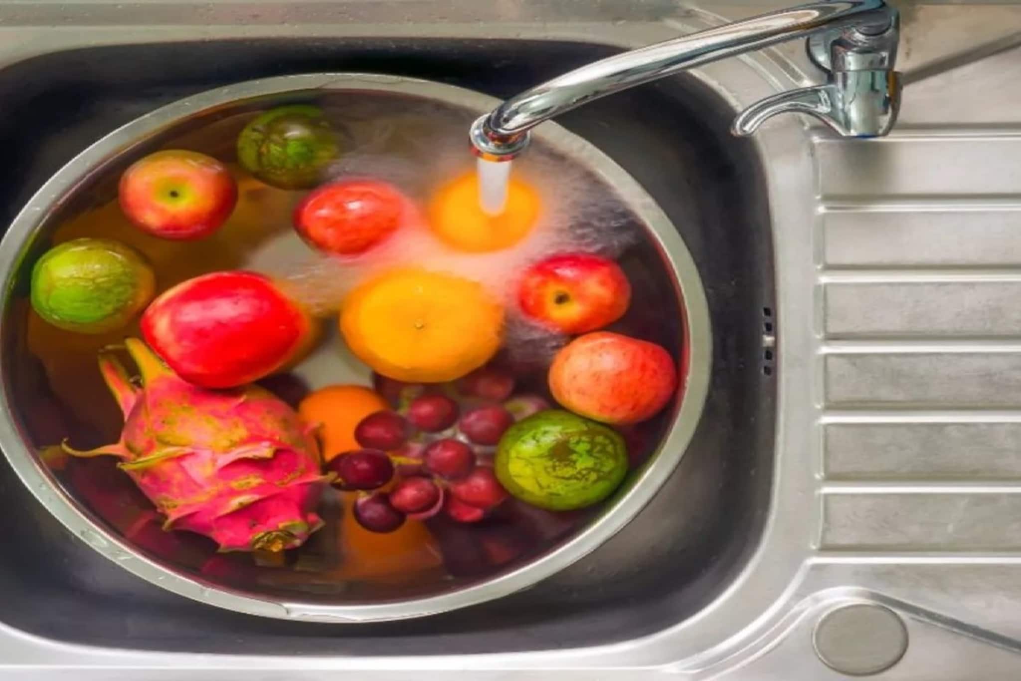 পটলের মতো দেখতে ছোট্ট সবুজ সবজিই পারে বাঘা বাঘা রোগ সারাতে... পাতের পাশে ফেলে রাখার মতো ভুল করবেন না