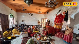 বিজেপি প্রার্থীর মন্দিরে পুজো দেওয়ার মুহূর্ত