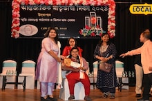 World Poetry Day: জন্ম থেকেই দুরারোগ্য ব্যাধি, কবিতার জোরেই বিশ্বজয়! দুর্গাপুরের এই মেয়ে আজ দেশের গর্ব, পুরোটা জানলে চোখে জল আসবে